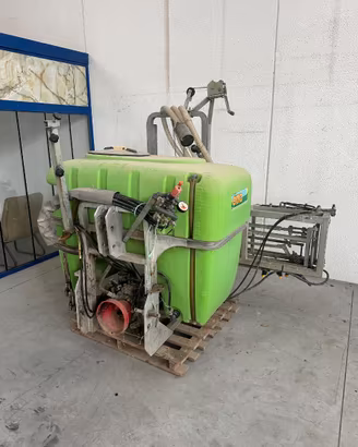Botte diserbo 600 lt oma