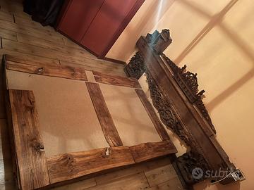 Letto testiera particolare in legno