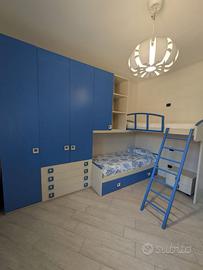 Cameretta a ponte e letto a soppalco + libreria