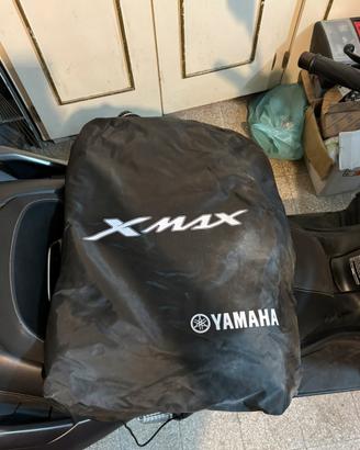 Coprigambe originale Yamaha X-MAX (2017–2022)