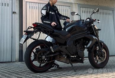 Kawasaki ER 6N - 2015