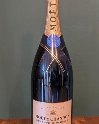 Magnum Champagne Moet & Chandon