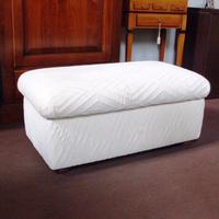 Panca/pouf apribile in tessuto