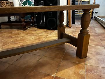 Tavolino legno marrone chiaro