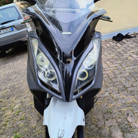 Kymco downtown 300