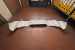 Alettone posteriore Renault Clio V