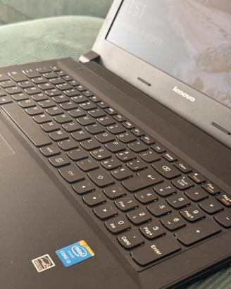 Notebook Lenovo 15,6" i3 8GB SSD 256GB Win11