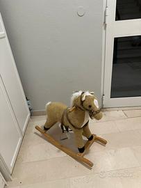 Cavallo dondolo