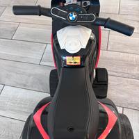 Moto Elettrica Bambini BMW batteria ricaricabile