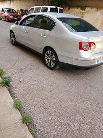 vw passat anno 2008 1.9 TDI 