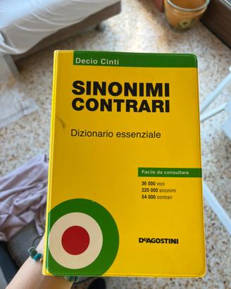 Dizionario sinonimi e contrari