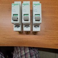 Interruttore sezionatore bipolare modulare 20A