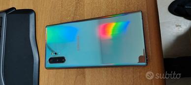 Samsung Note 10 Plus tenuto maniacalmente