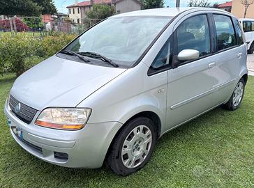 Auto FIAT IDEA 1.3 Multijet - OK NEOPATENTATI 