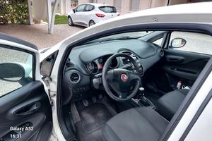 fiat punto 4 posti