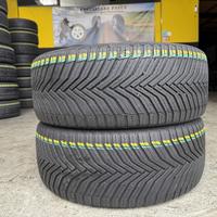 2 Gomme 235/40R19 Michelin 4 Stagioni 85% residui