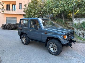 Toyota Land Cruiser lj70