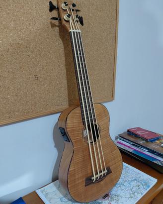 Ukulele basso elettrico