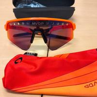 Oakley Sutro light MVDP