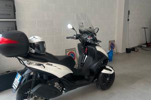 Piaggio mp3 yourban 300