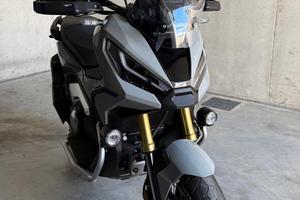 Honda X-ADV 750 adventure