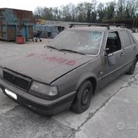 Lancia Thema Grigia Demolita - Per Ricambi LEGGI