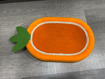 Cuccia tiragraffi gatto - Carota - Nuova