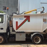 Isuzu 35 vasca rifiuti costipatore