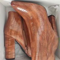 Stivaletti Fiori e Spine - Camello Effetto Coccodr