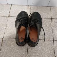 Dr Martens nere