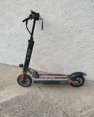 monopattino Kirin kugoo m4