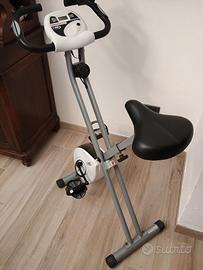 Cyclette pieghevole