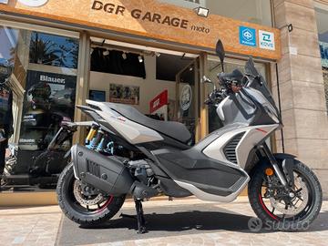 Aprilia SR GT 400