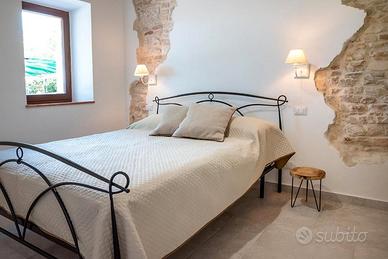 Sirolo trilocale in villa con piscina per vacanze