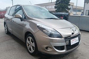Renault Megane Scenic 1.5 dci - 7 posti - 2010