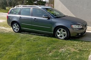 VOLVO V50 Anno 2011 Polar plus D2 84kw