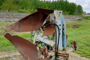 Attrezzi agricoli vari