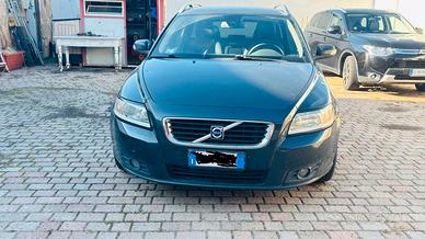 Volvo v50 2000td