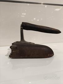 ferro da stiro antico