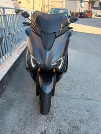 Yamaha tmax 530 sx 2017