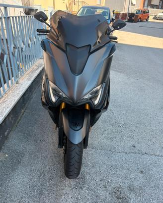 Yamaha tmax 530 sx 2017