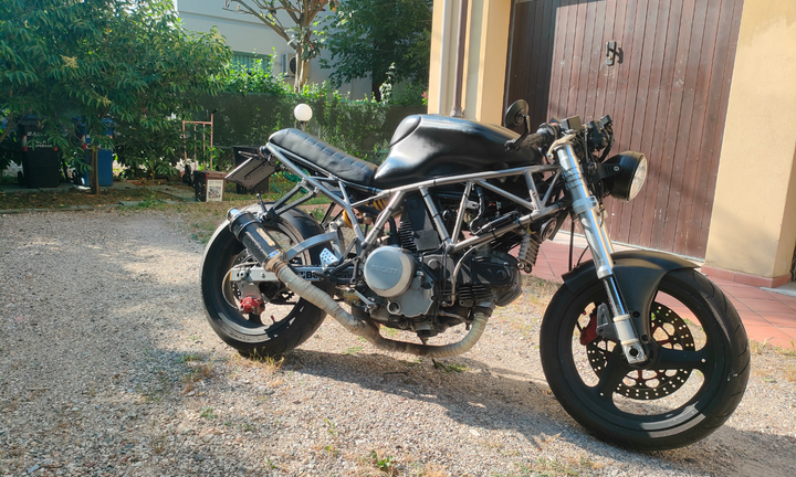 Ducati 750 sport cafè race