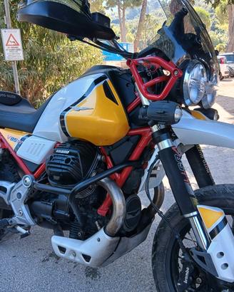 Guzzi V85TT unico proprietario Accessoriata 