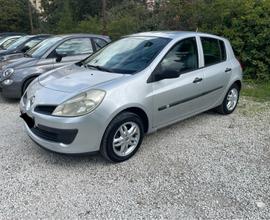 Renault Clio Storia 1.2 16V 5 porte Dynamique