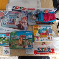 lotto giocattoli nuovi e peluches