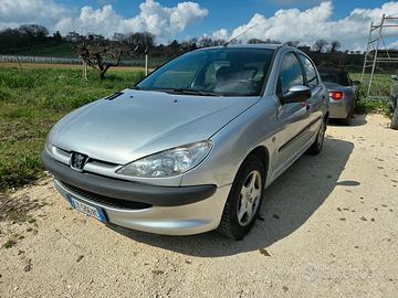 Peugeot 206 Grigio metallizzato neopatentati 