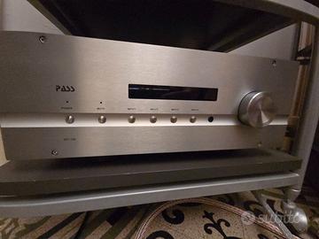 A MI città: Amplificatore integ. Pass Labs INT-150