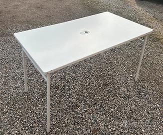 Tavolo pieghevole richiudibile