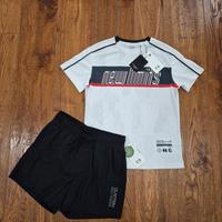 maglia + pantaloncino mare 11 anni