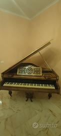 Pianoforte mezza coda